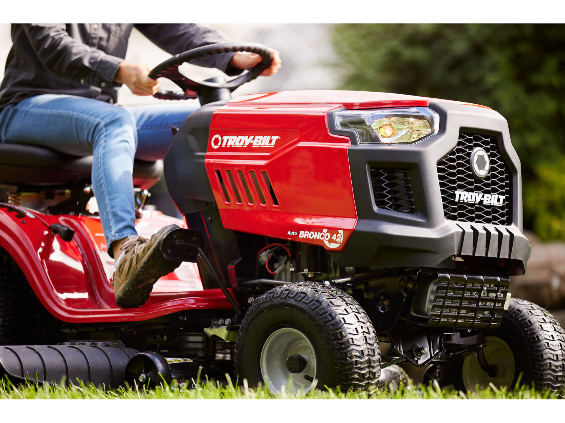 2024 TROY-Bilt Bronco 46 in. Briggs & Stratton 547 cc in Millerstown, Pennsylvania - Photo 15